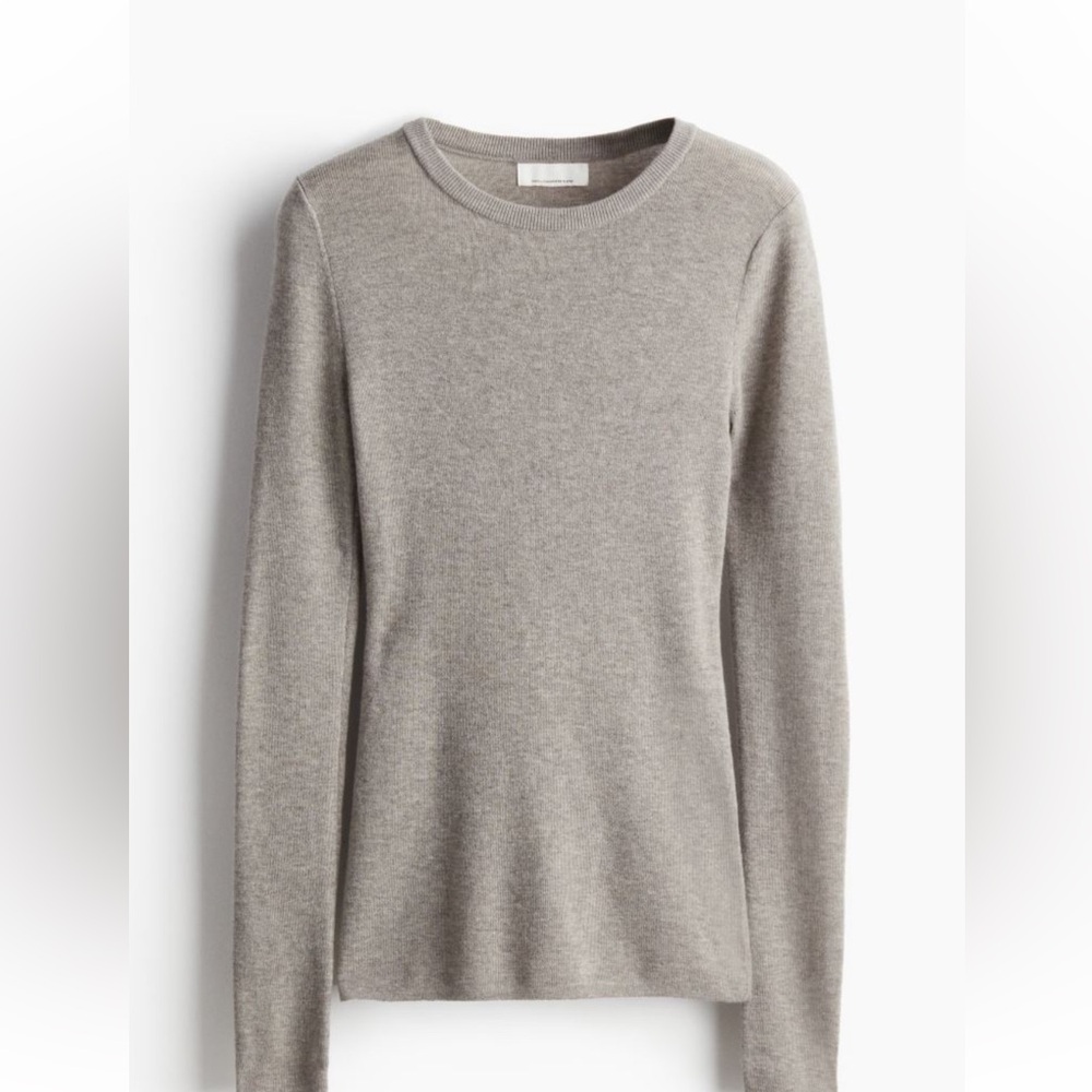 NWOT H&M Fine Knit Cashmere Wool Sweater